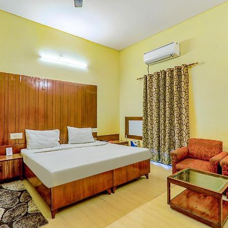 Hotel Executive Hasanganj Dış mekan fotoğraf