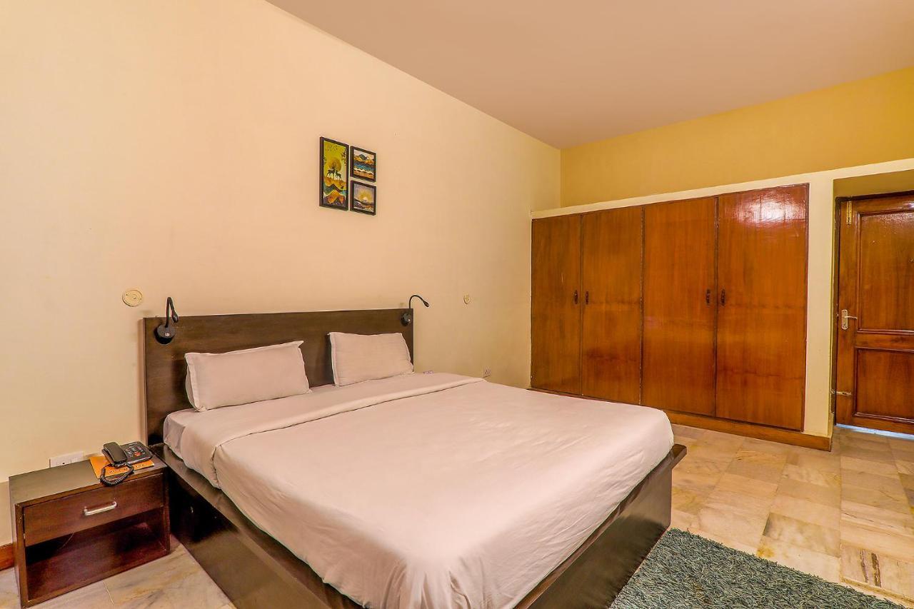 Hotel Executive Hasanganj Dış mekan fotoğraf