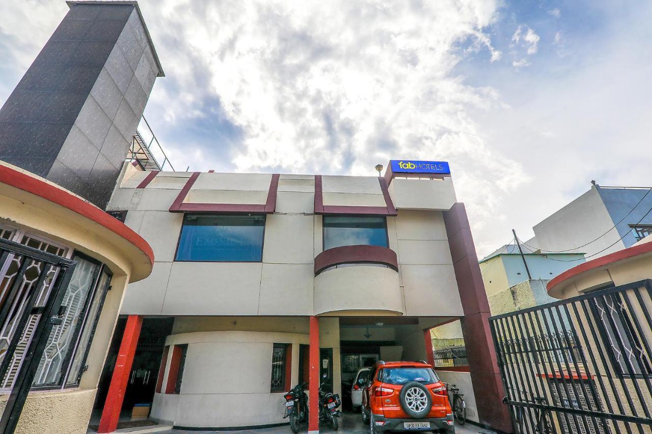 Hotel Executive Hasanganj Dış mekan fotoğraf