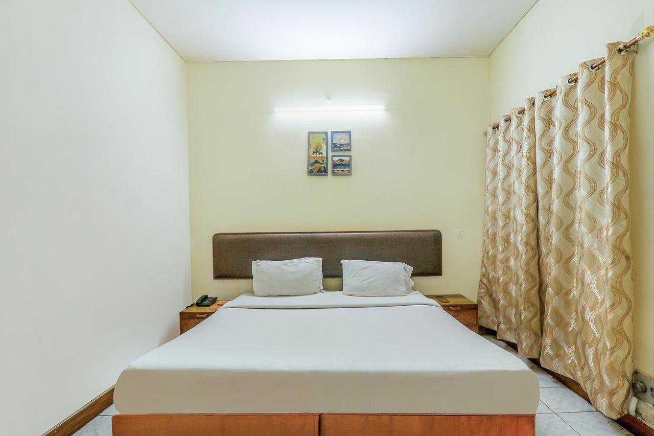 Hotel Executive Hasanganj Dış mekan fotoğraf